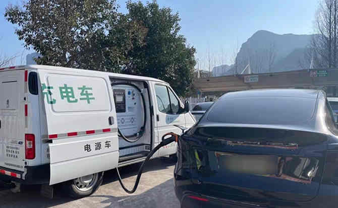 点军区汽车搭电